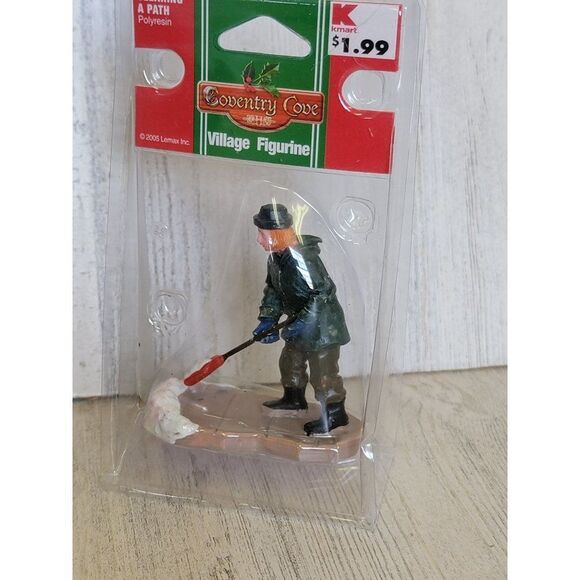 Lemax 2005 clearing a path Village accessory Coventry Cove Xmas - Picture 2 of 7